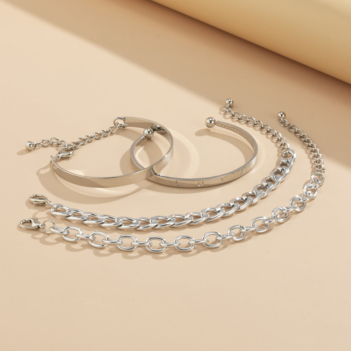 BoldlyBeautiful - Simple Smooth C-shaped Hollow Chain Bracelet Set Jewelry