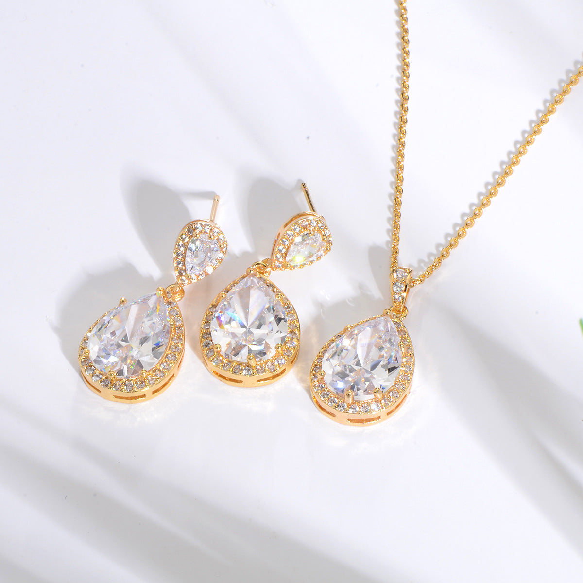 BoldlyBeautiful - Zircon Water Drops Necklace Eardrops Bridal Jewelry