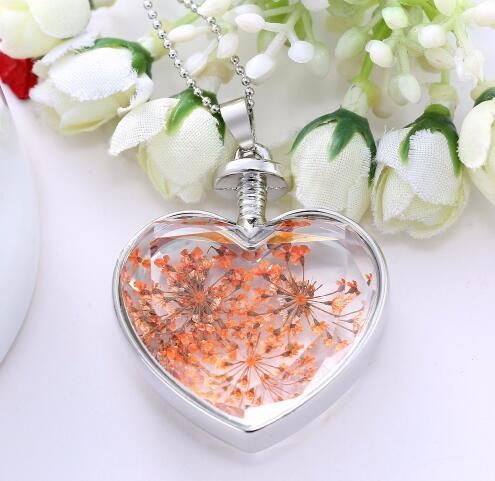 BoldlyBeautiful - Fashion Glass Pendant Necklace