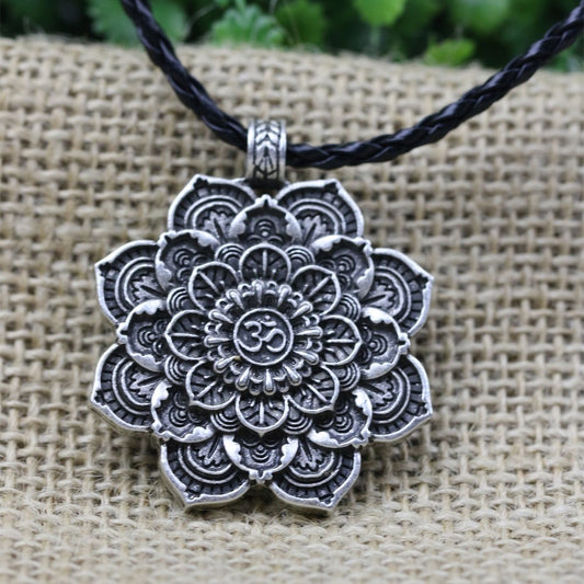 BoldlyBeautiful - Amulet Yoga Jewelry Mandala