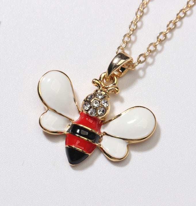 BoldlyBeautiful - Summer Lady Cartoon Bee Pendant Necklace