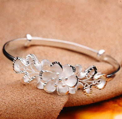 BoldlyBeautiful - Sweet Bauhinia Adjustable Bracelet Flower Vera Jewelry