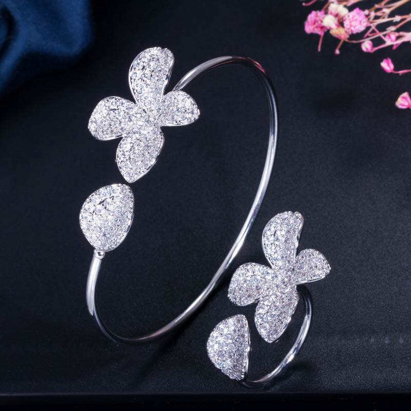 BoldlyBeautiful - Adjustable Flower Bracelet And Ring | 2025