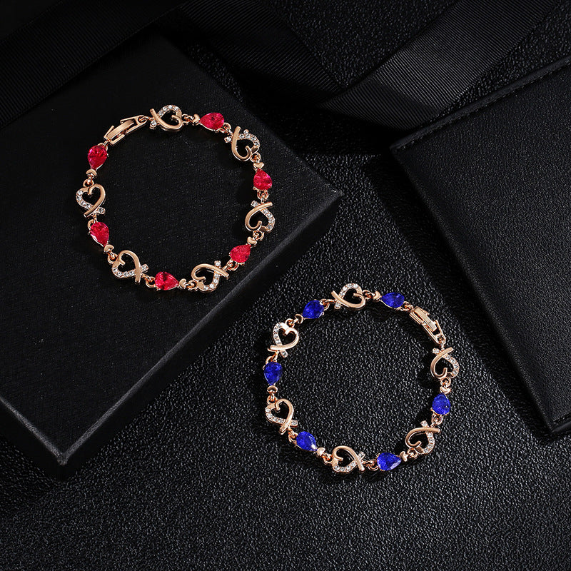 BoldlyBeautiful - Rhinestones Heart-shaped Love Bracelet