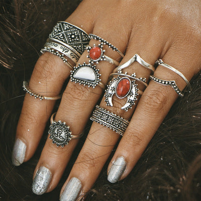 BoldlyBeautiful - Retro Silver Carved Joint Ring with Red and White Turquoise