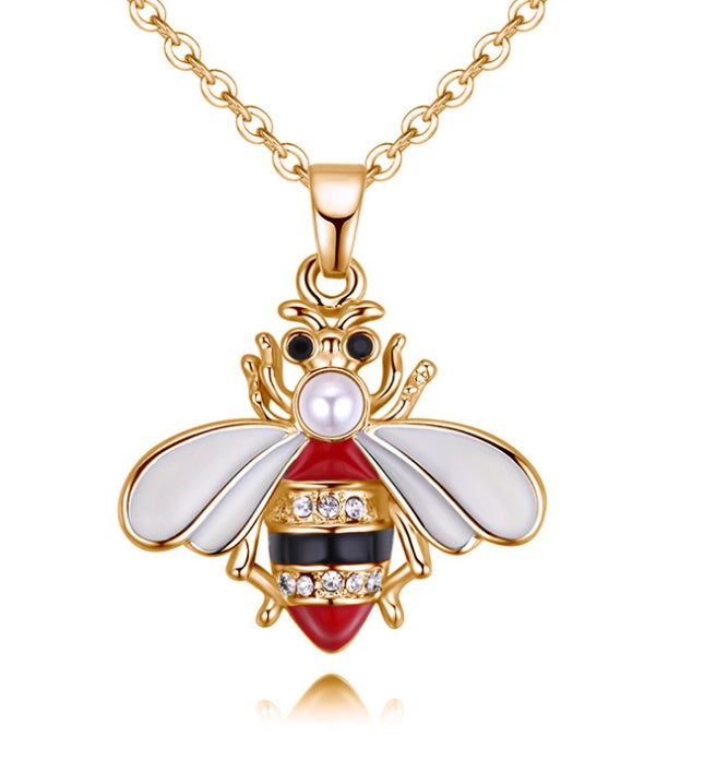 BoldlyBeautiful - Summer Lady Cartoon Bee Pendant Necklace