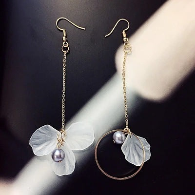 BoldlyBeautiful - Long Flower Tassel Earrings