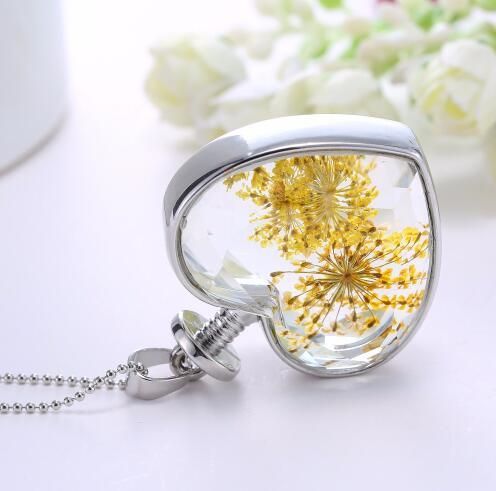 BoldlyBeautiful - Fashion Glass Pendant Necklace