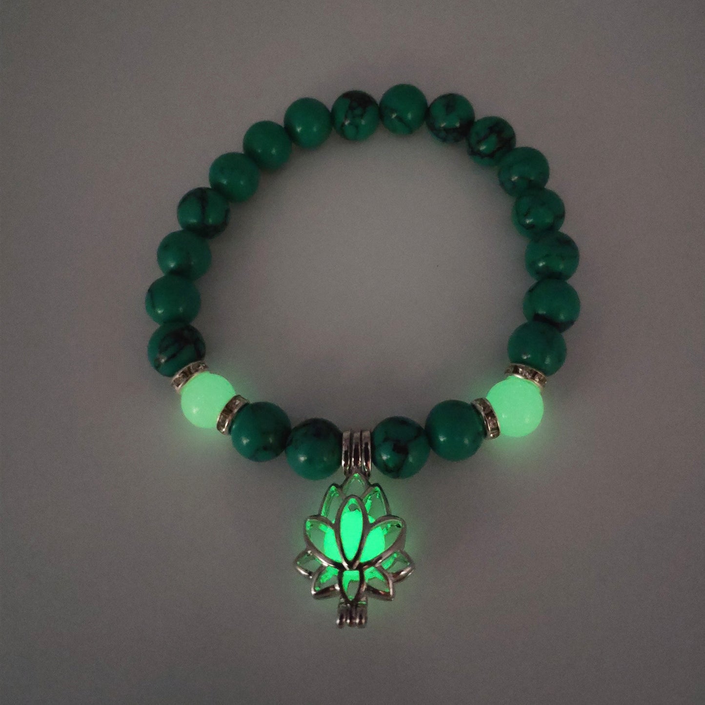 BoldlyBeautiful - Luminous Lotus Yoga Bracelet 2025