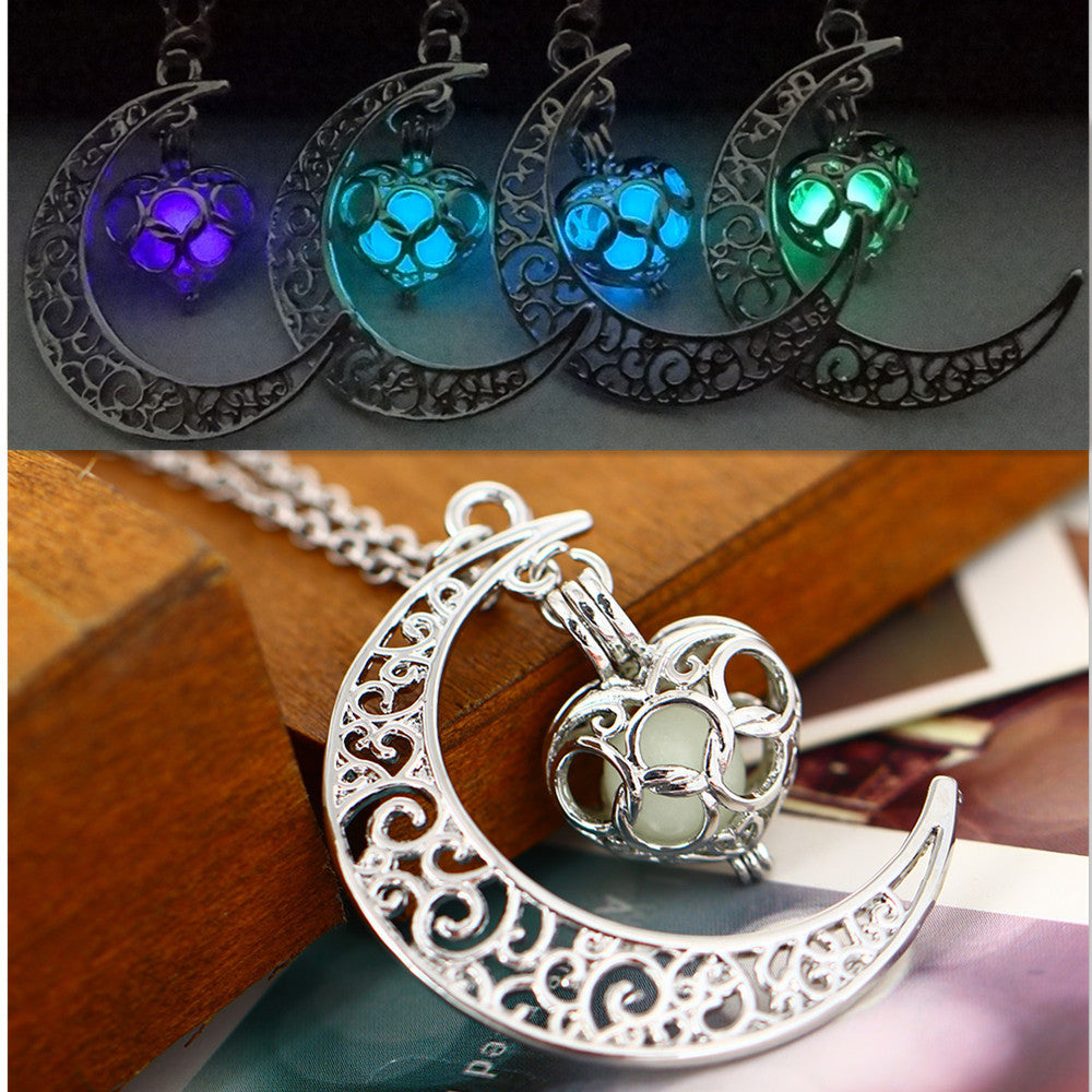 BoldlyBeautiful - Hollow Moon & Heart Choker Necklace