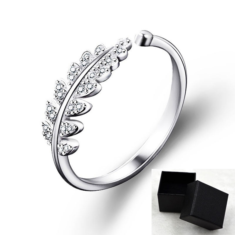 BoldlyBeautiful - Elegant Leaf Ring Women's Daily Wear