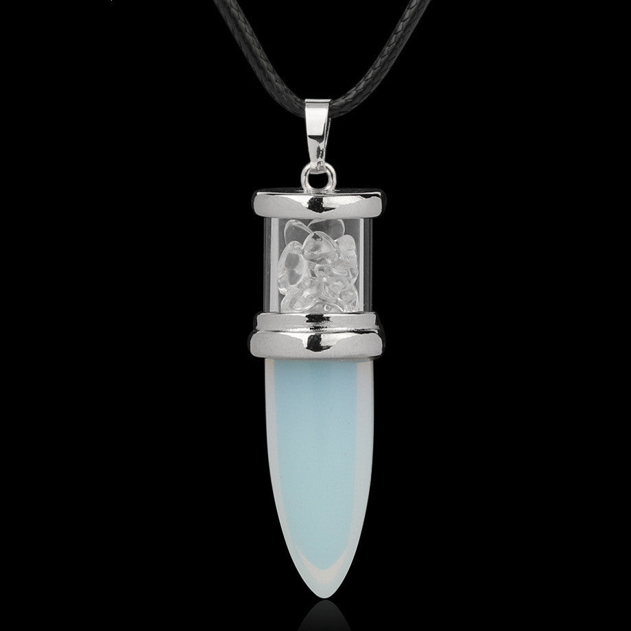 BoldlyBeautiful - Elegant Crystal Pendant Necklace