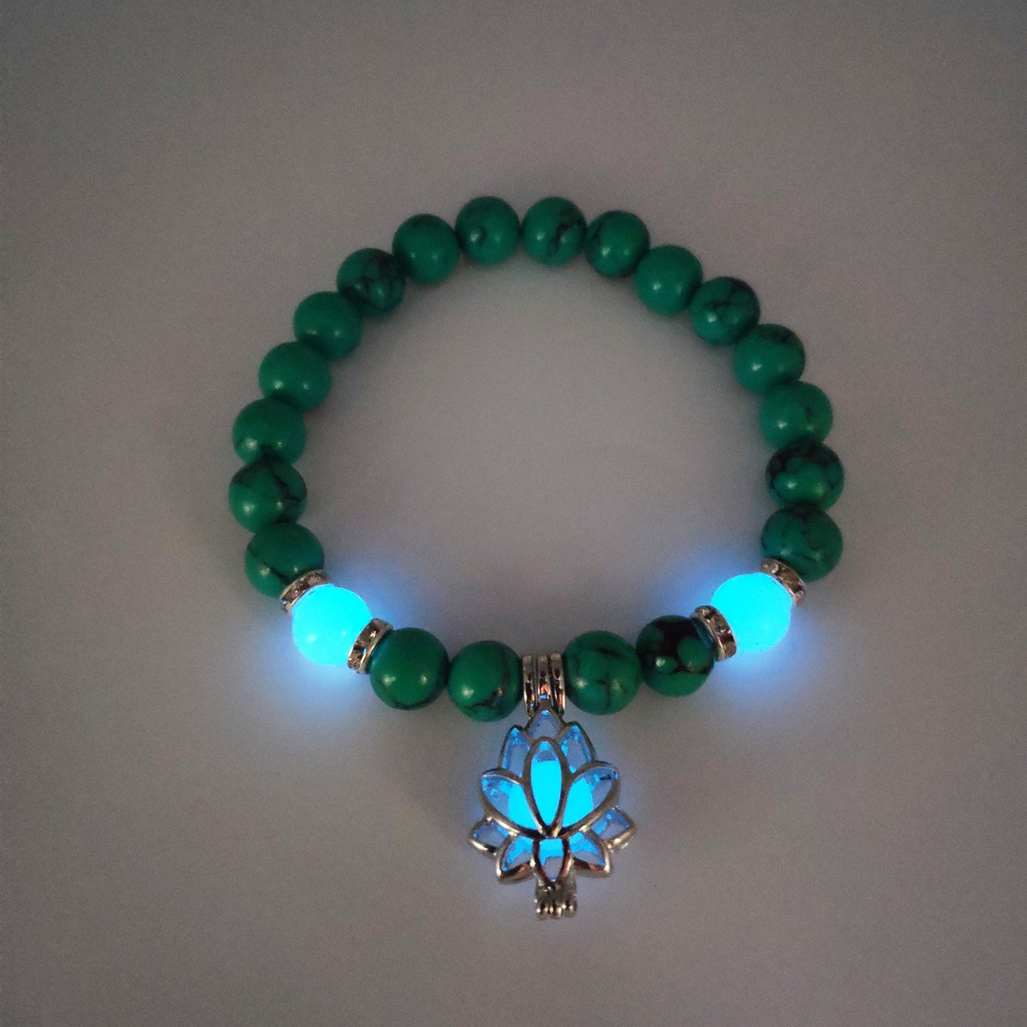 BoldlyBeautiful - Luminous Lotus Yoga Bracelet 2025