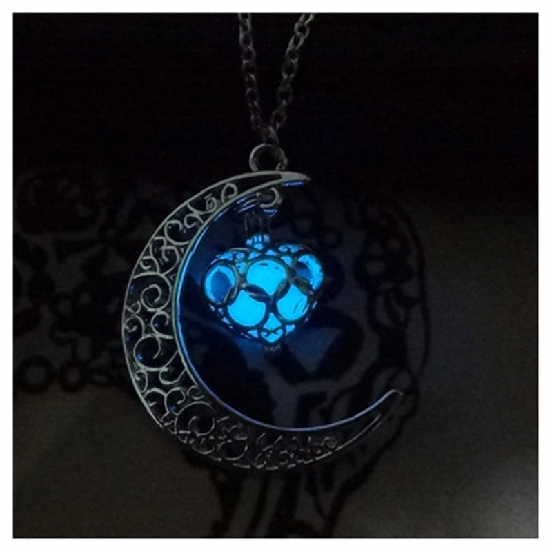 BoldlyBeautiful - Glowing Pendant Necklace with Silver Plated Chain