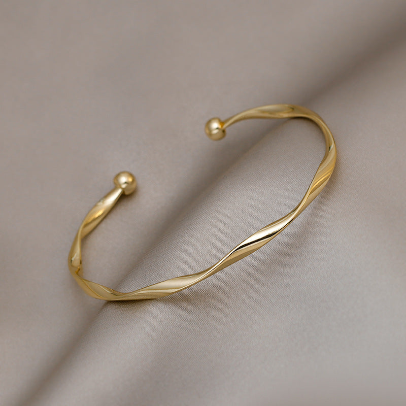 BoldlyBeautiful - Ins Tide Twisted Simple Fashion Bracelet