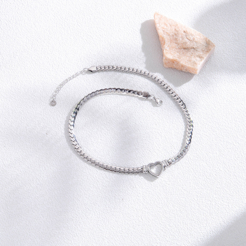 BoldlyBeautiful - Fashion Simple Hollow Heart Titanium Steel Bracelet